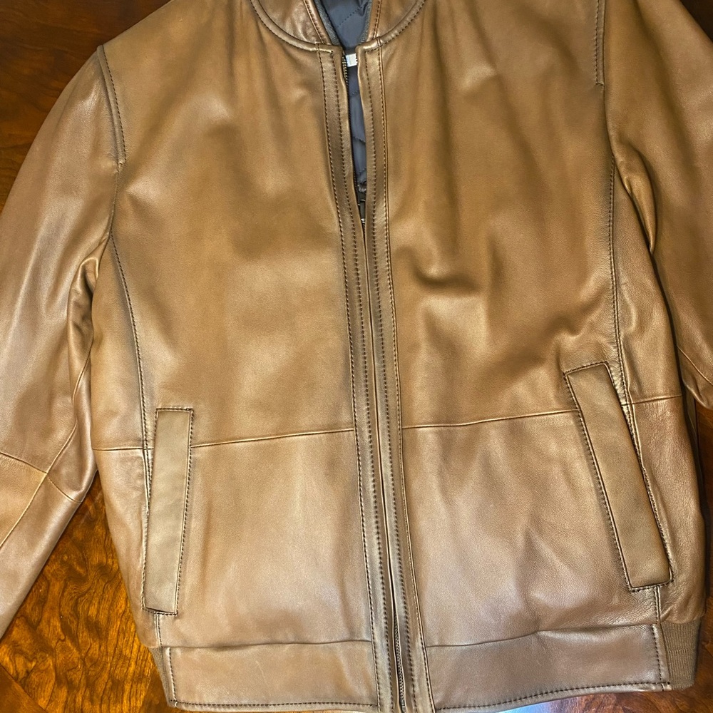 Genuine Lambskin Luxury Round Tree & Yorke